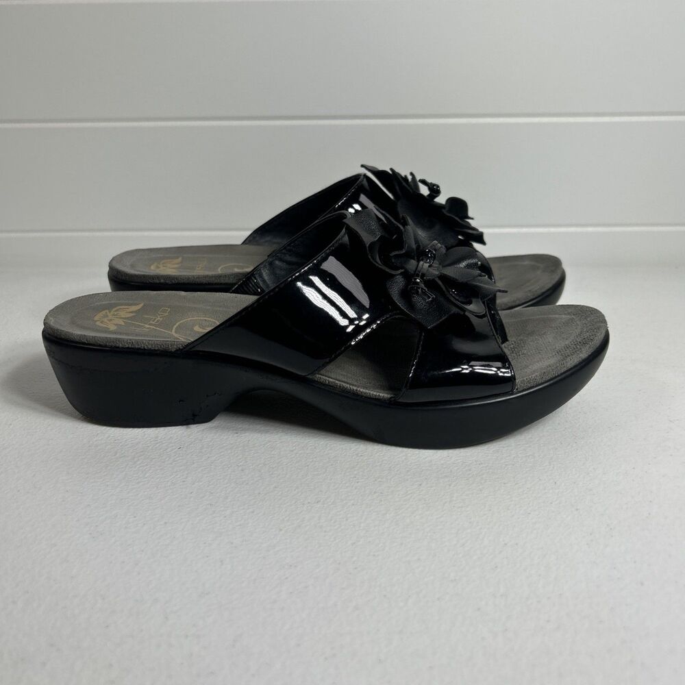 Dansko Shoes Women’s Size 7-7.5 EU 38 Black Patent Leather Wedge Floral Thong